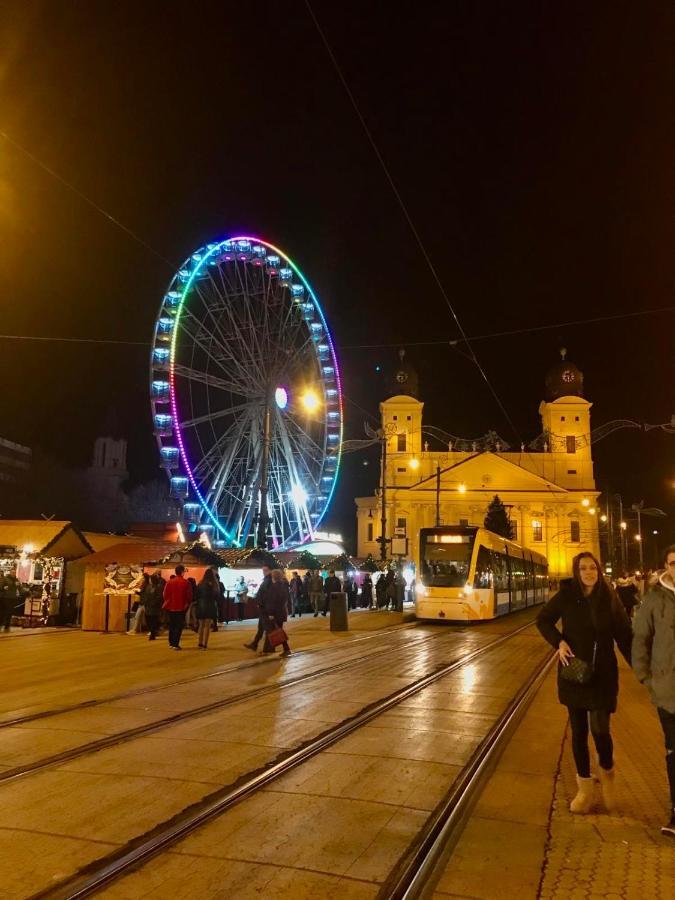 Ruben Apartman City Center Debrecen Exteriör bild